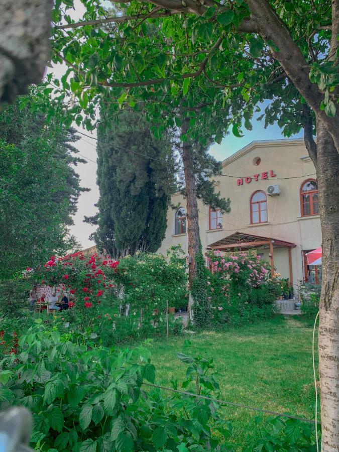 Hotel Kakhaberi Tetritskaro Esterno foto