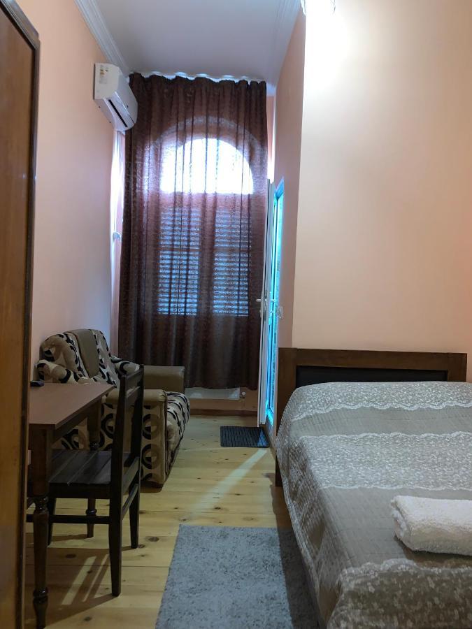 Hotel Kakhaberi Tetritskaro Esterno foto