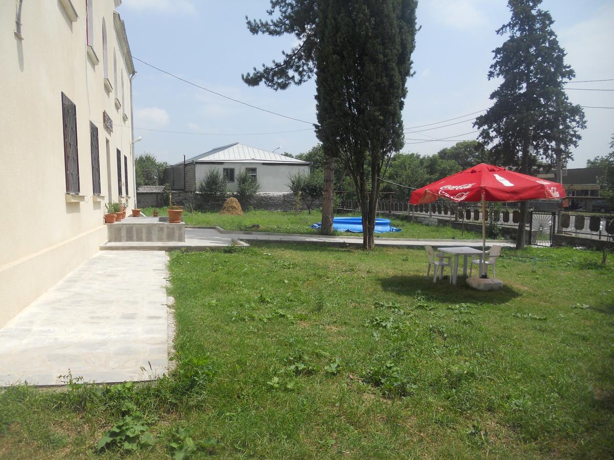 Hotel Kakhaberi Tetritskaro Esterno foto