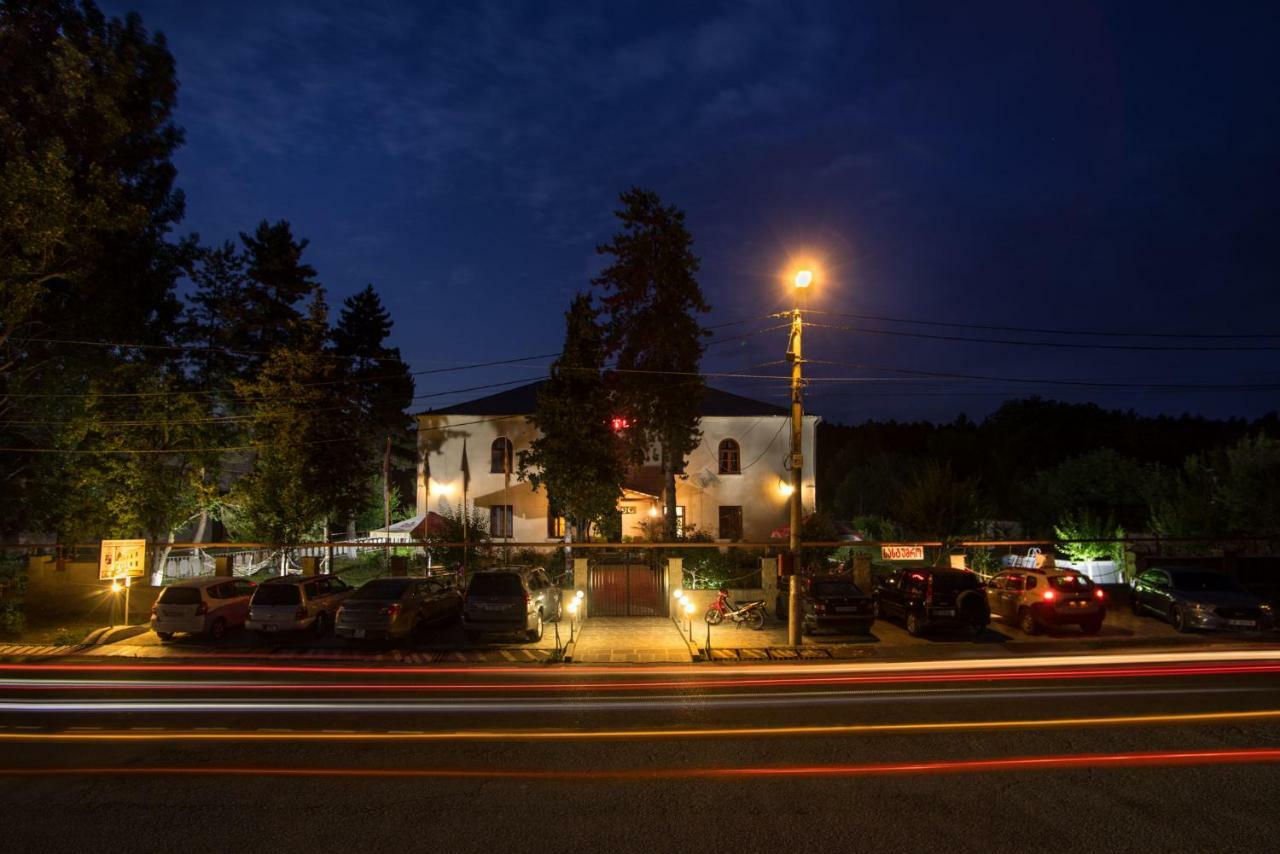 Hotel Kakhaberi Tetritskaro Esterno foto